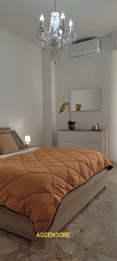 Appartamento Delizioso Con Terrazzo In Centro-Delicious Apartment With Terrace Sanremo Exterior photo